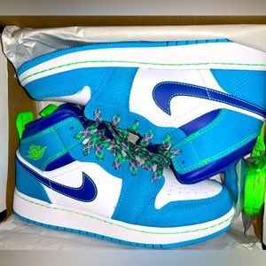 Nike Air Jordan 1 Mid SE